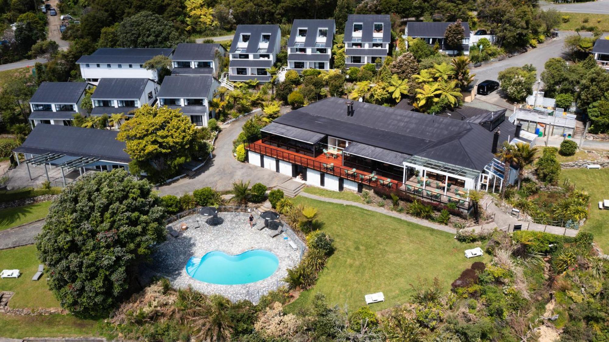 The Portage Resort Esterno foto