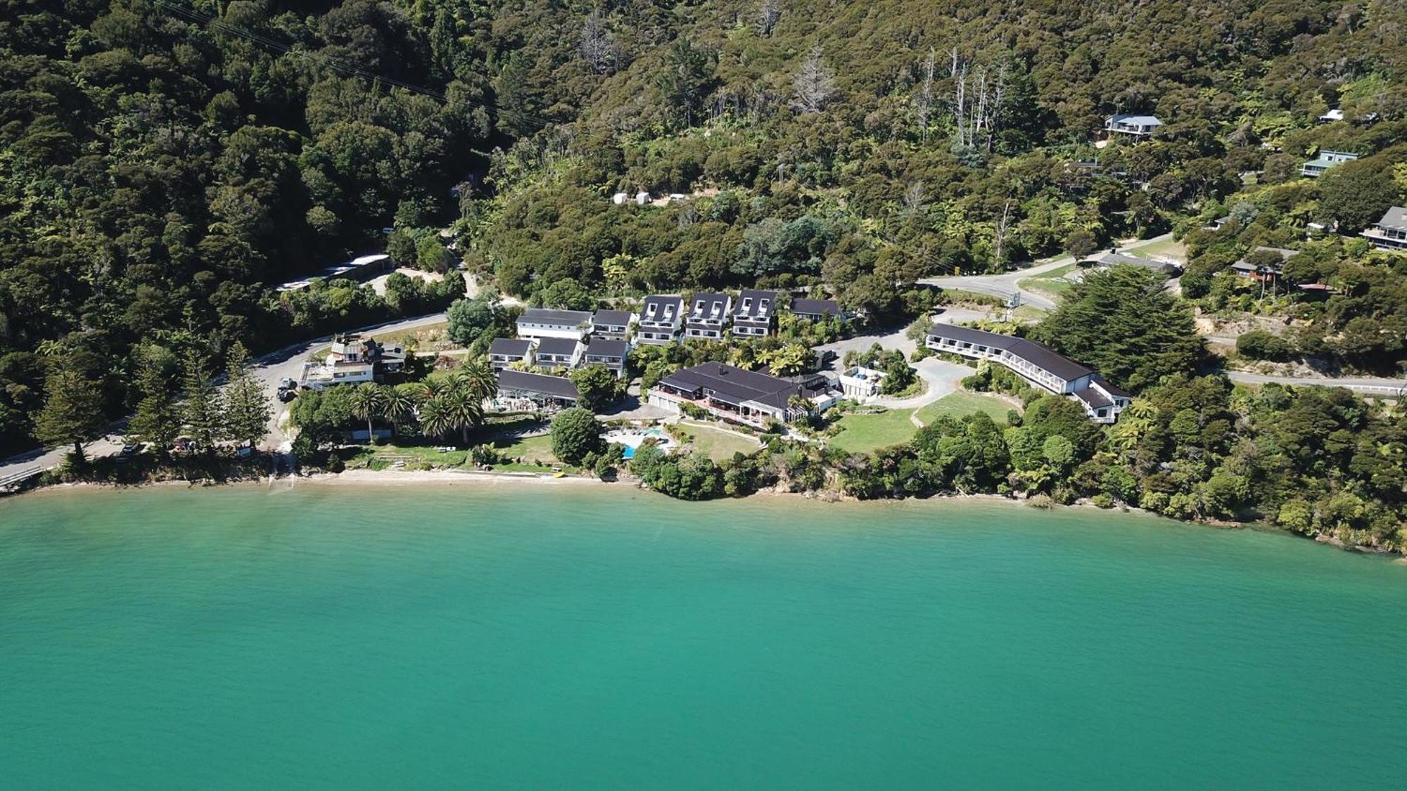 The Portage Resort Esterno foto