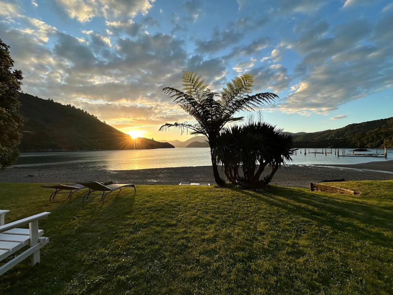 The Portage Resort Esterno foto